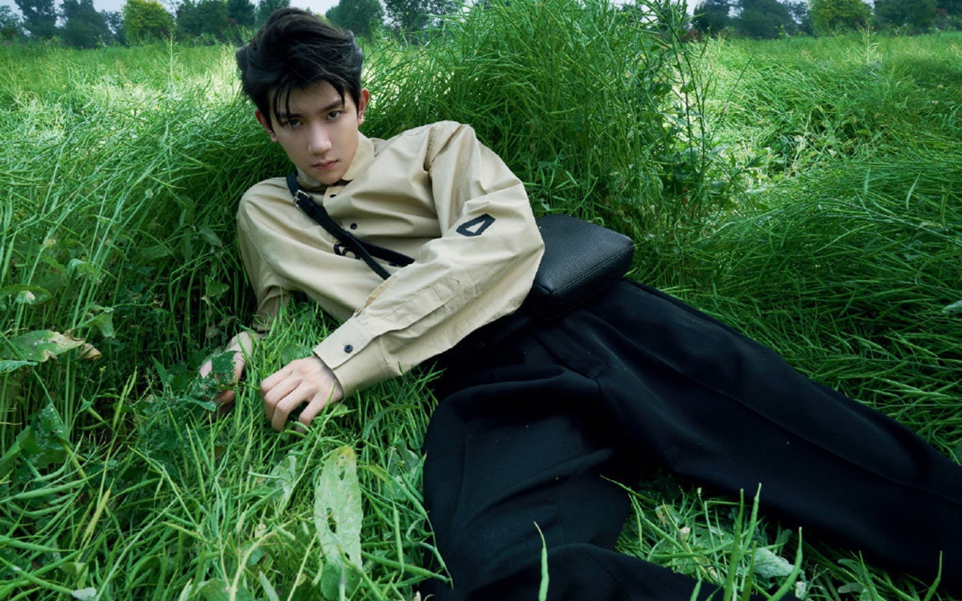 开云首页登录-_未来科技展：机器人运动员与真人比赛同台竞技_，机器人与人的比赛