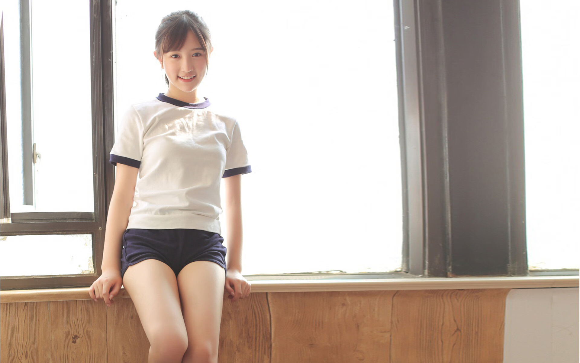 KAIYUN 中国大陆-_火山脚下的探险跑：自然风光中的极限运动_，火山探险之旅