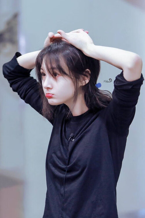 意甲:拉齐奥3-1大胜萨索洛,奥斯梅恩再次进球,意甲拉齐奥对萨索洛