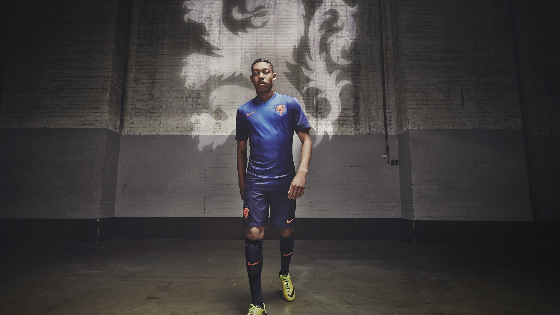 “英超迎来收官大戏，争冠局势备受关注”，英超总结