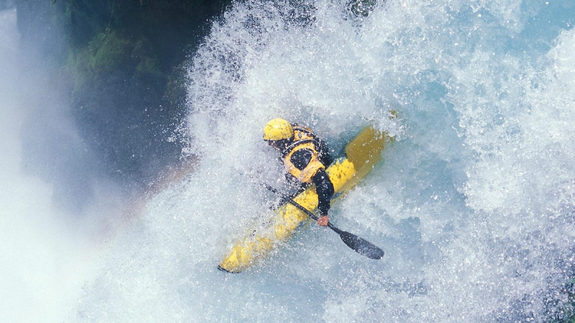 开云电竞平台注册-穿越火线 赛季积分榜形势胶着，穿越火线赛季段位继承表